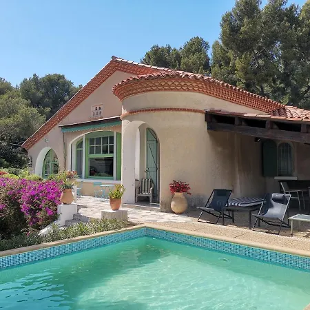 Vandrerhjem Cassis Hostel *