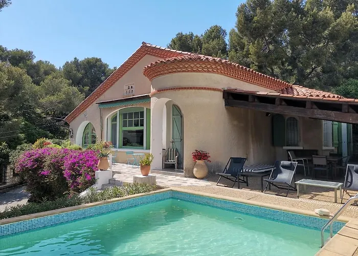 Vandrarhem Cassis Hostel *
