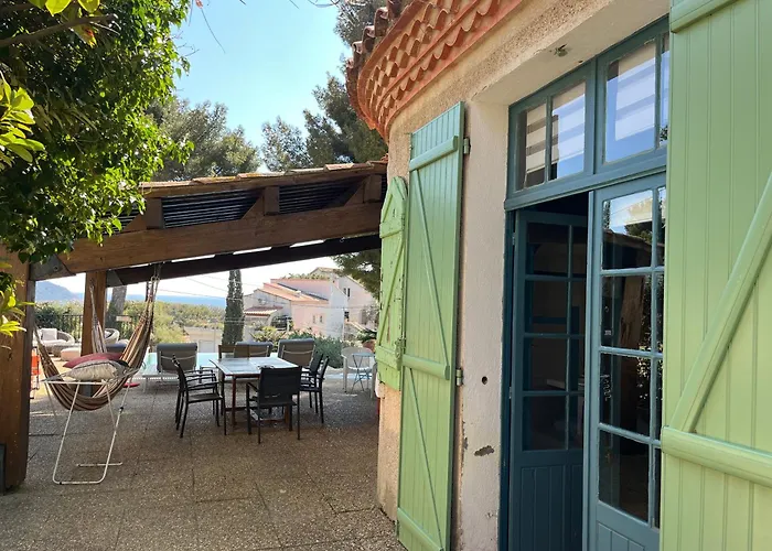 Cassis Hostel Vandrarhem *