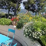Cassis Hostel ホステル カシ