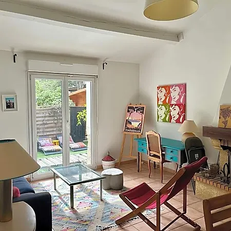 Cassis Hostel Vandrerhjem