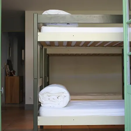 Cassis Hostel Hostal Cassis